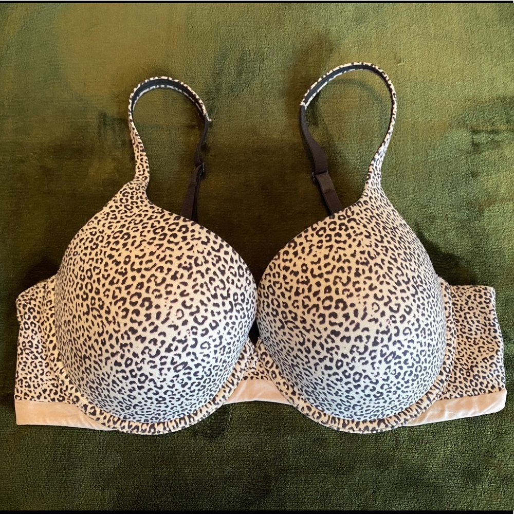 Victoria’s Secret perfect shape leopard bra